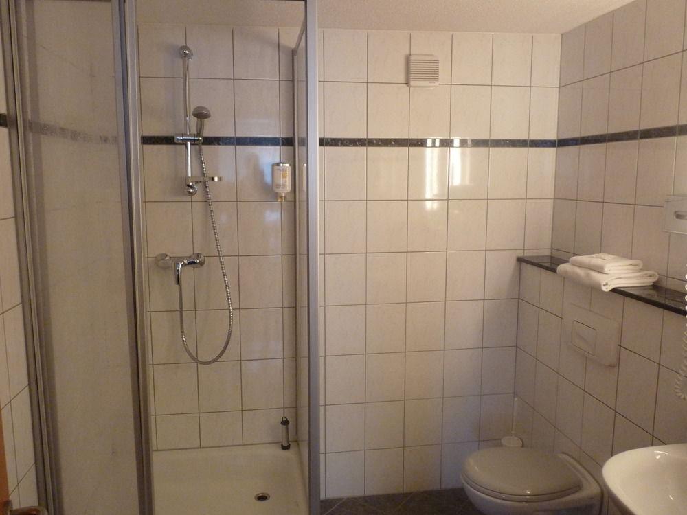 Gasthaus Zum Schwan Oschatz Exterior foto